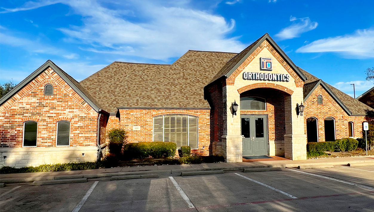 Location Mansfield TX HWY 287 N & Walnut Creek Tardy Orthodontics